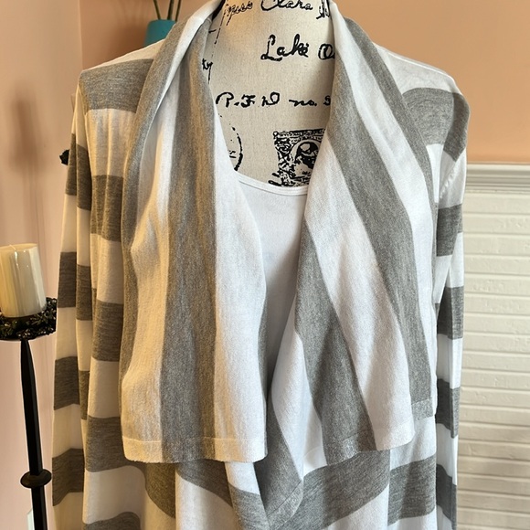 DKNYC Gray & White Stripe Open Cardigan - Picture 2 of 7
